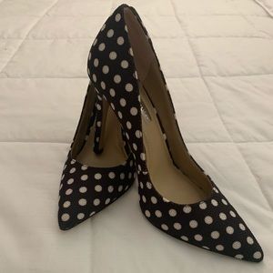 BCBG polka dots pumps in Size 6.5